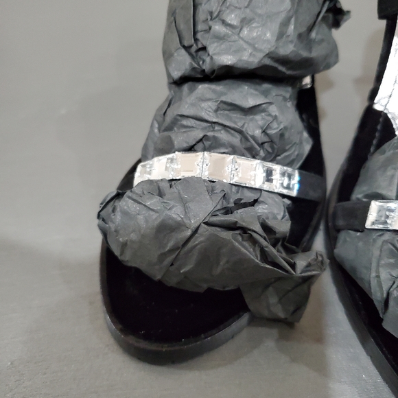 Donald J Pliner Callie Black suede Size 6.5 Mule style heels - Picture 12 of 16